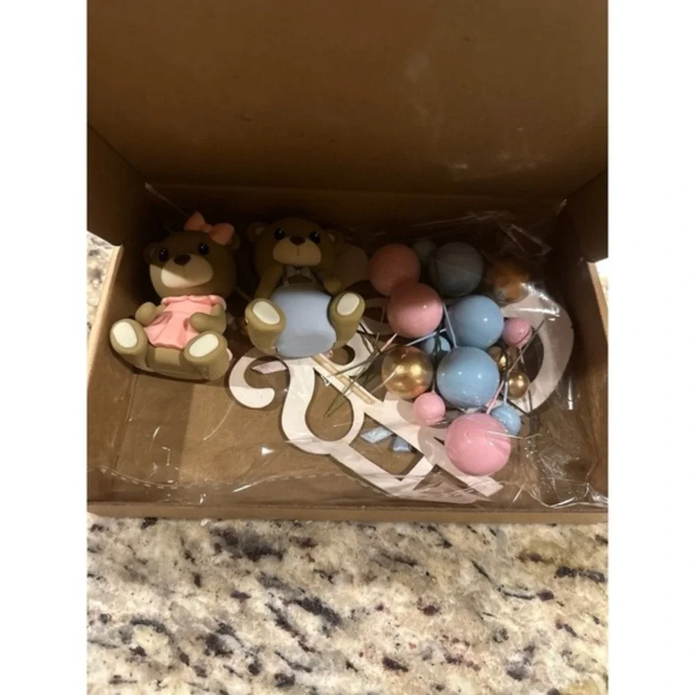 Gerrii  Gender Reveal Cake Topper Set, Includes He or She Cake Topper assortment